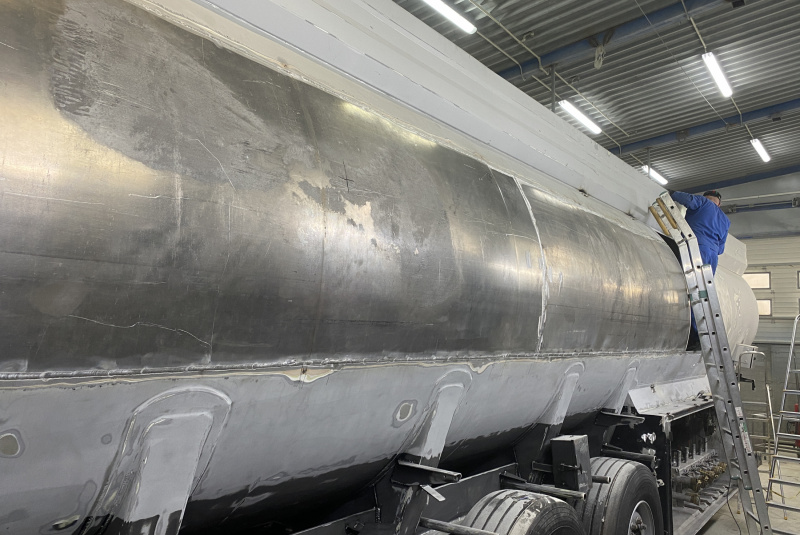 Servis / Oprava cisternových nadstavieb - foto Servis / Oprava cisternových nadstavieb - foto