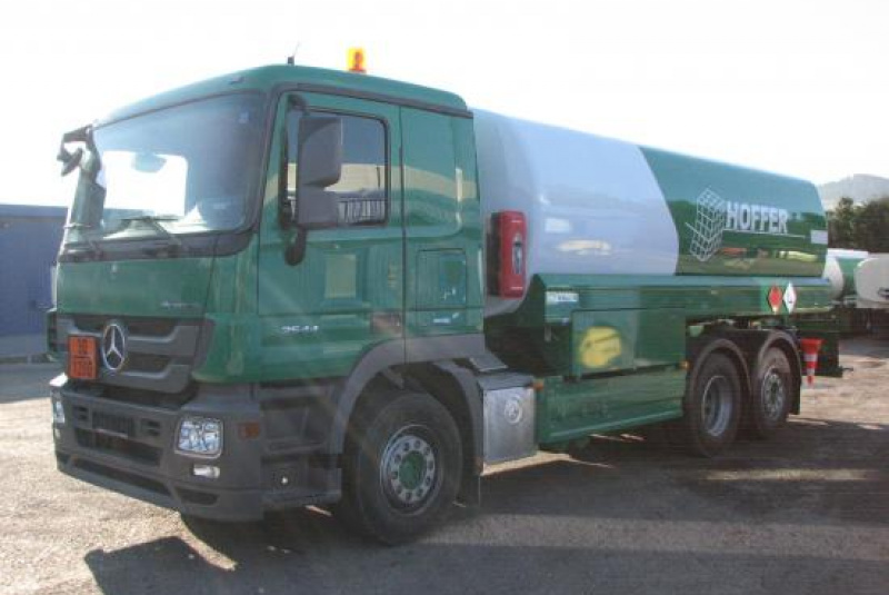 Cisternové nadstavby Cisternové nadstavby